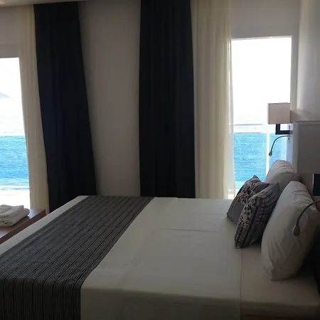 מלון Rhapsody קס